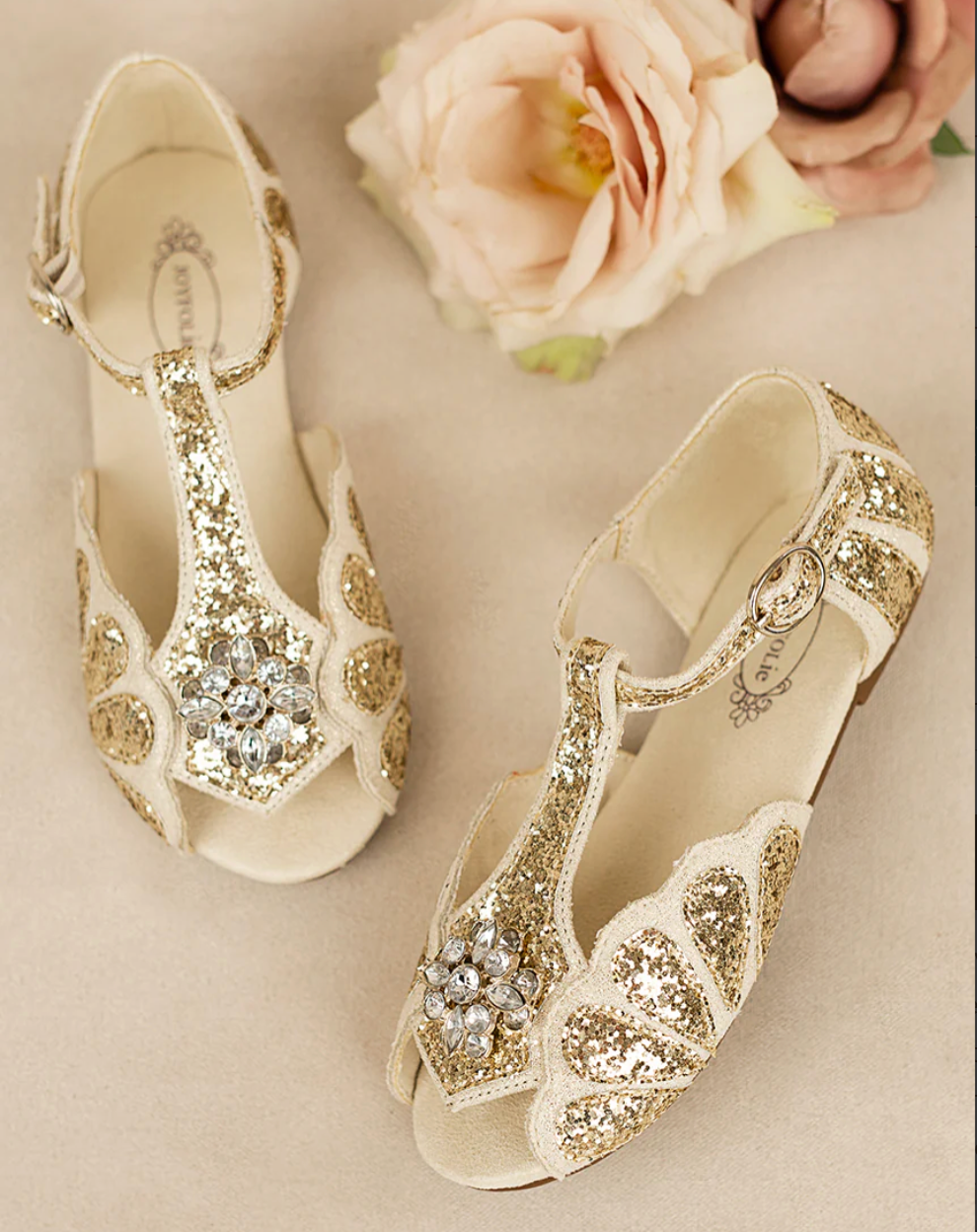 Mari Flat in Gold